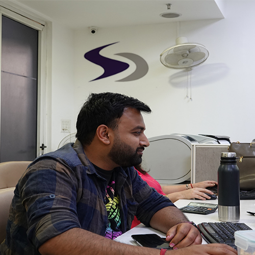 MR. HARSHIT GAHLAUT